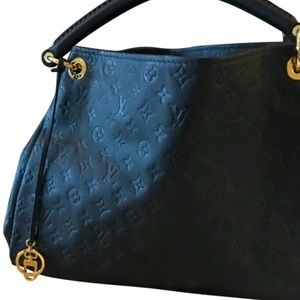 Louis Vuitton - Never worn, Brand new bag!